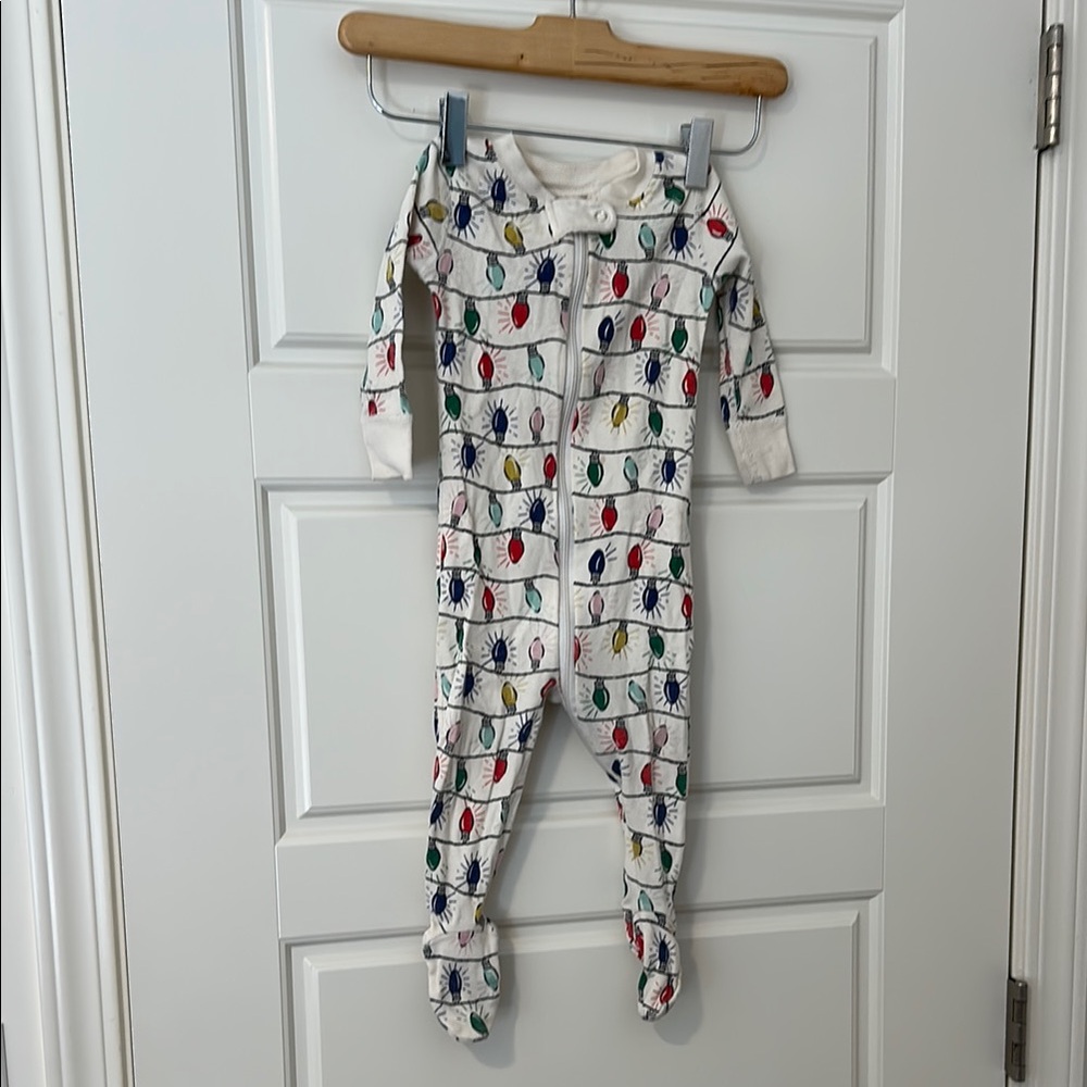 Hanna Andersson White Holiday Footie with Multicolor Lights